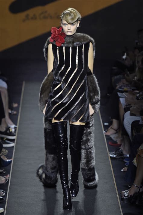 fendi saldi 2015|Fendi Couture Fall 2015 .